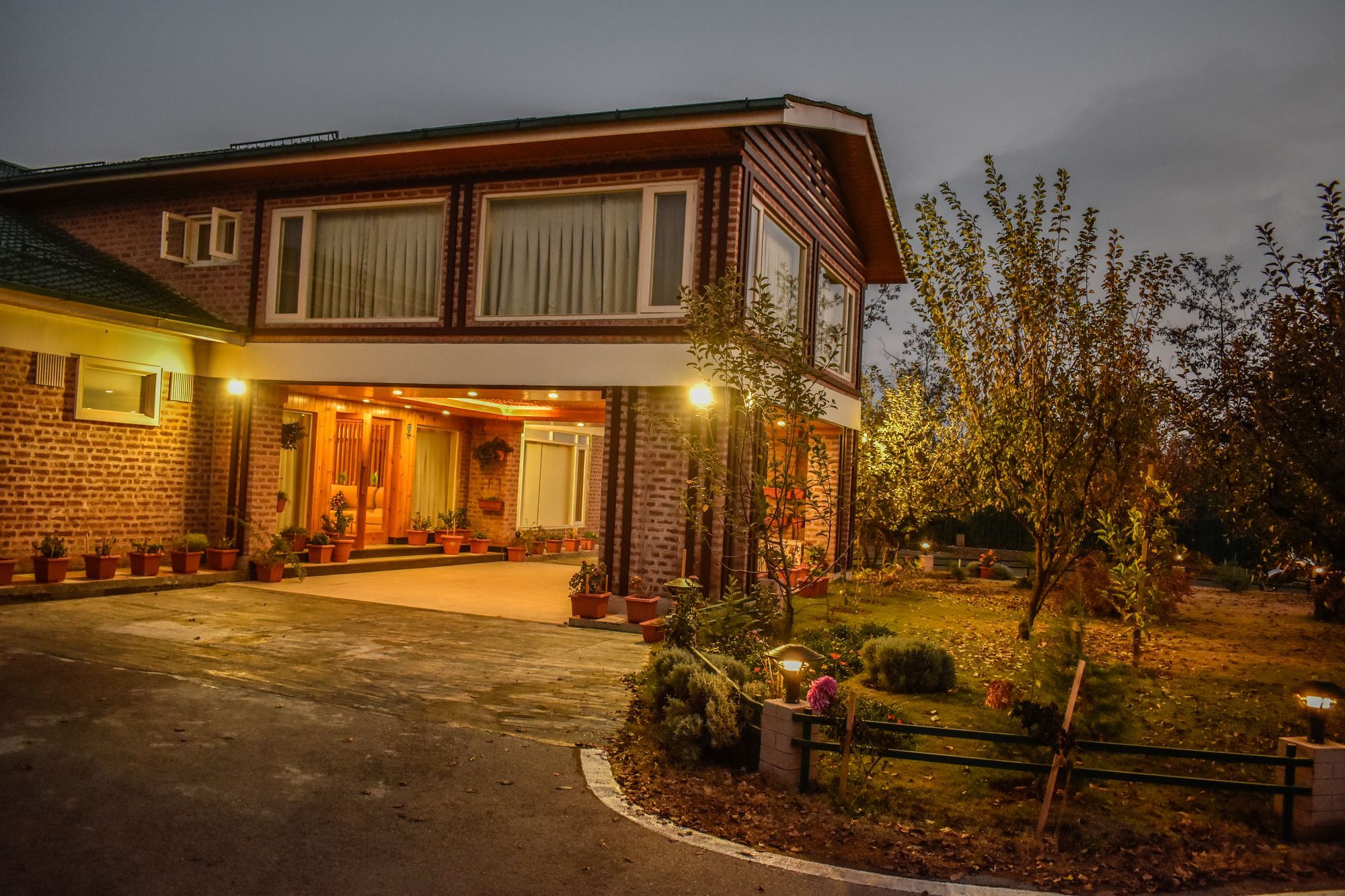 The Orchard Retreat & Spa Srīnagar Екстериор снимка
